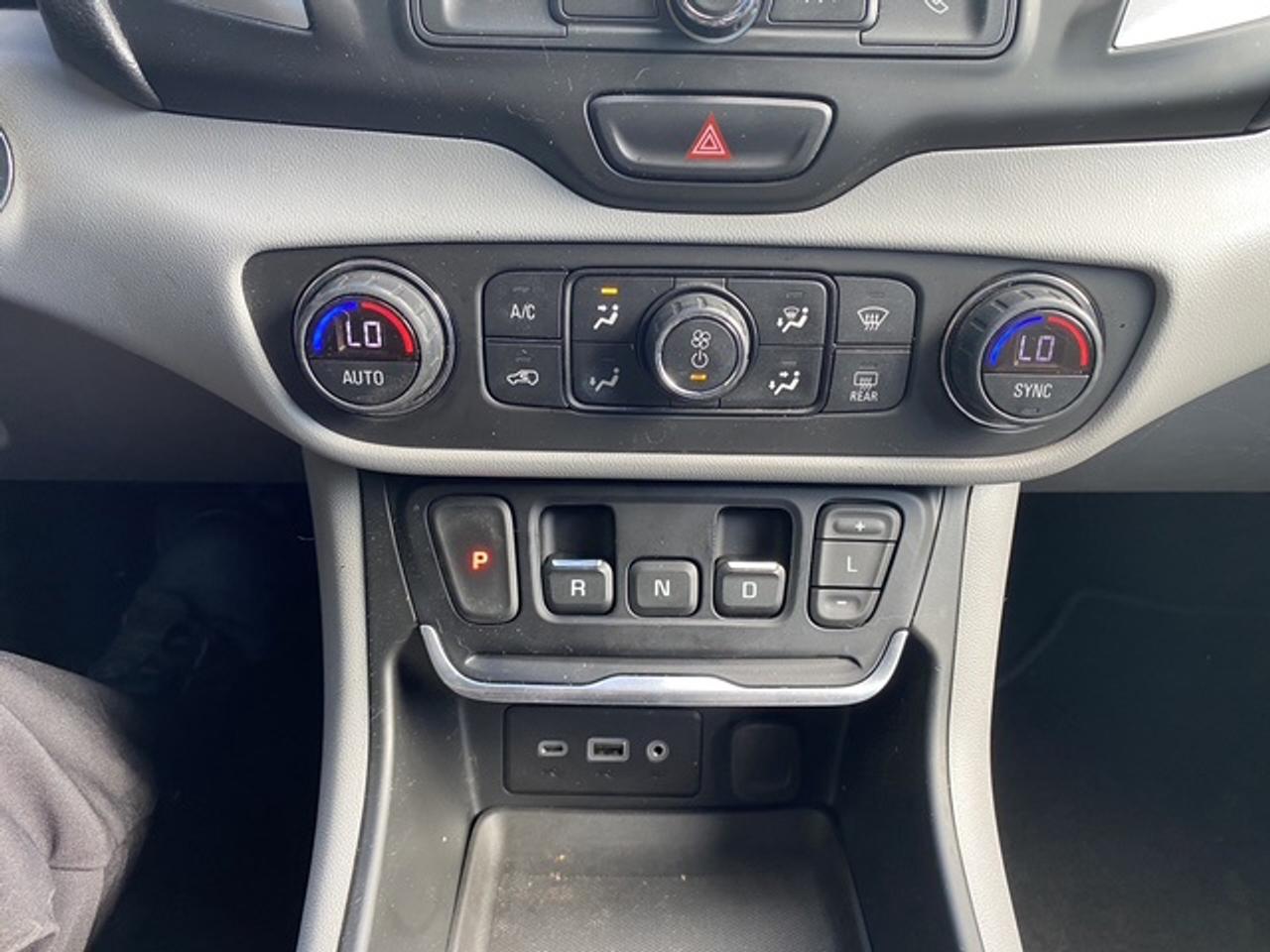 2021 GMC Terrain SLE AWD Photo