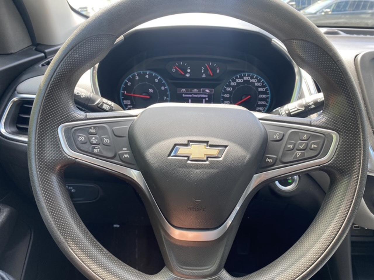 2023 Chevrolet Equinox LS AWD 4dr Photo
