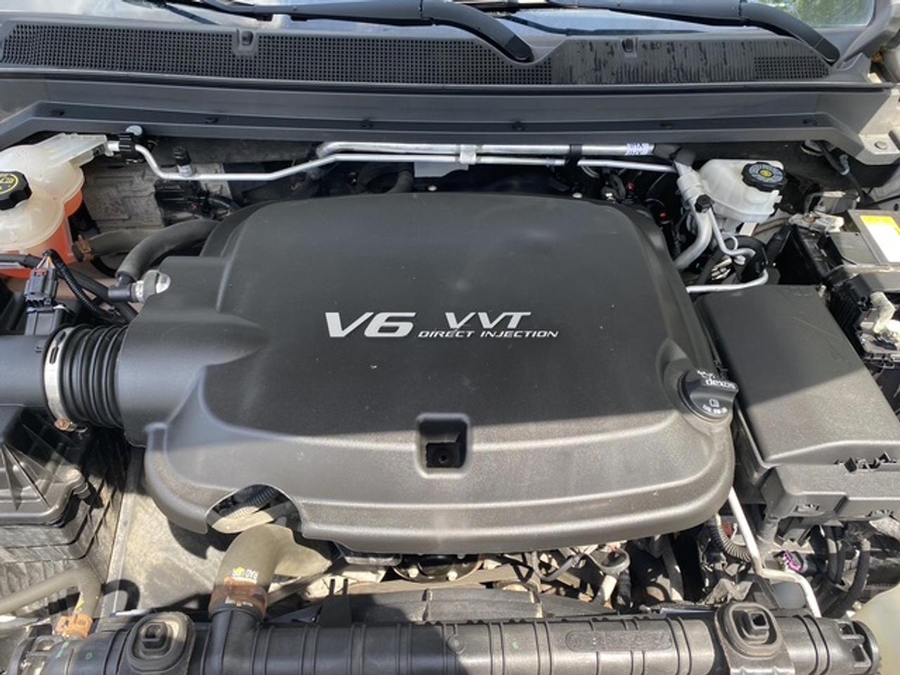 2020 Chevrolet Colorado 2WD WORK TRUCK EXTENDED CAB STD BED Photo