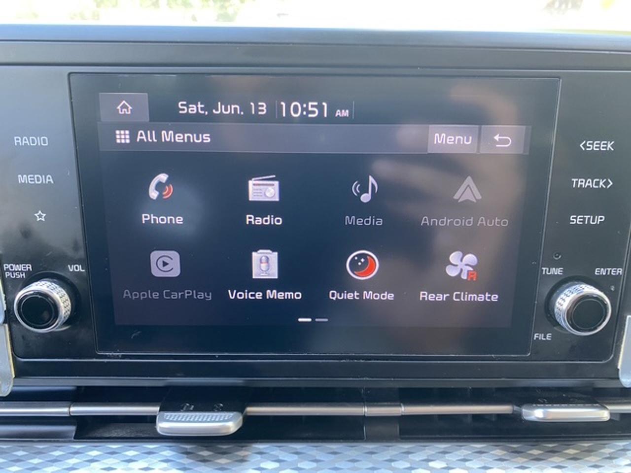 2022 Kia Carnival LX Photo