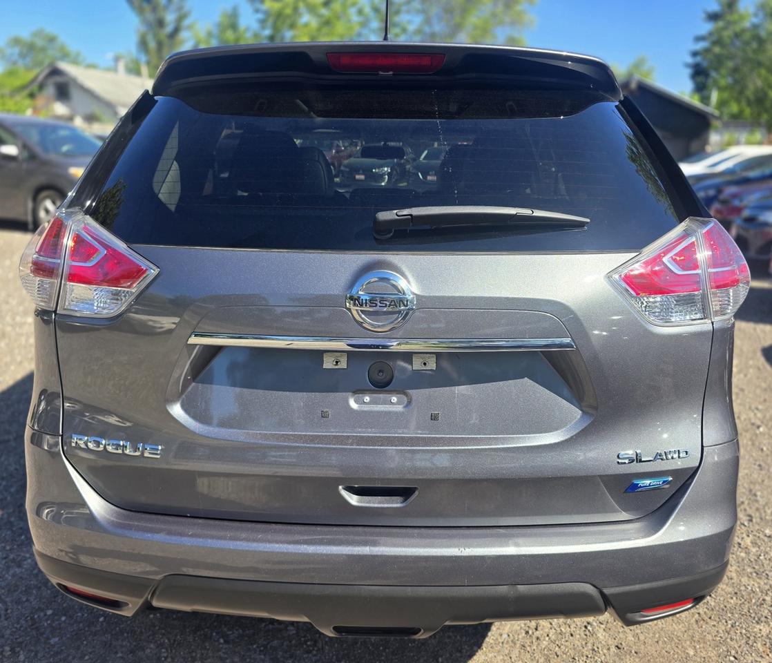 2015 Nissan Rogue SL Photo