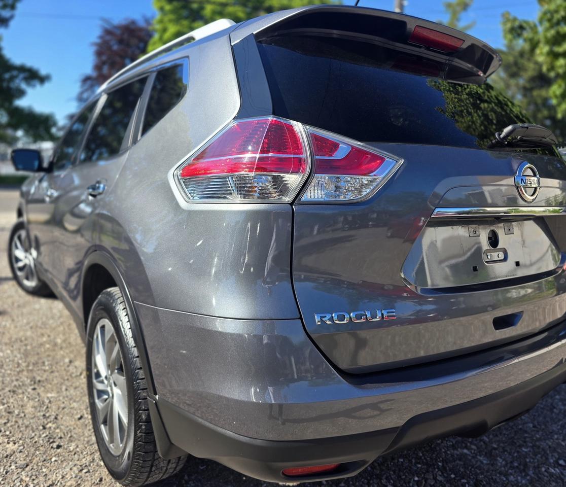 2015 Nissan Rogue SL Photo