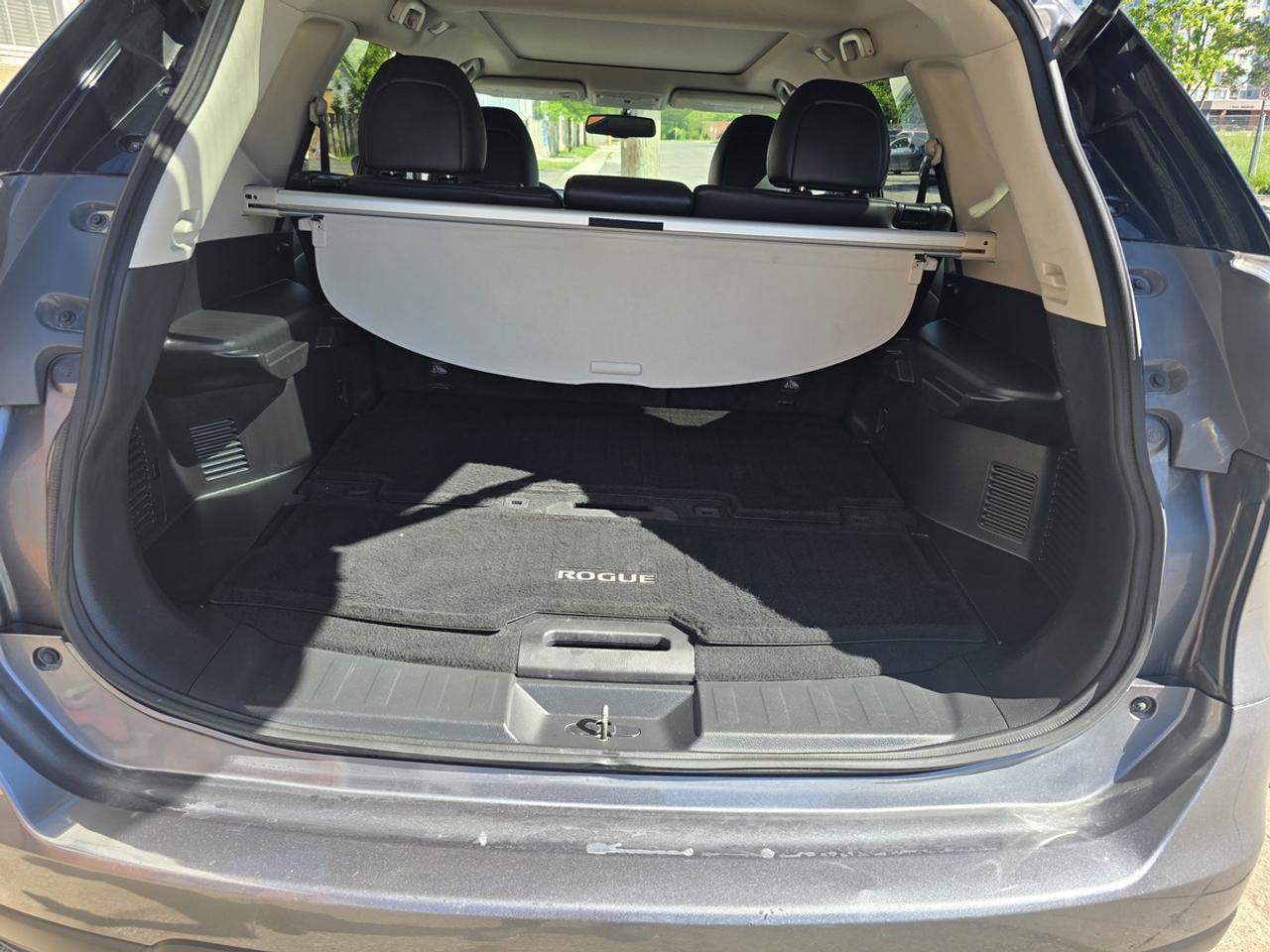 2015 Nissan Rogue SL Photo