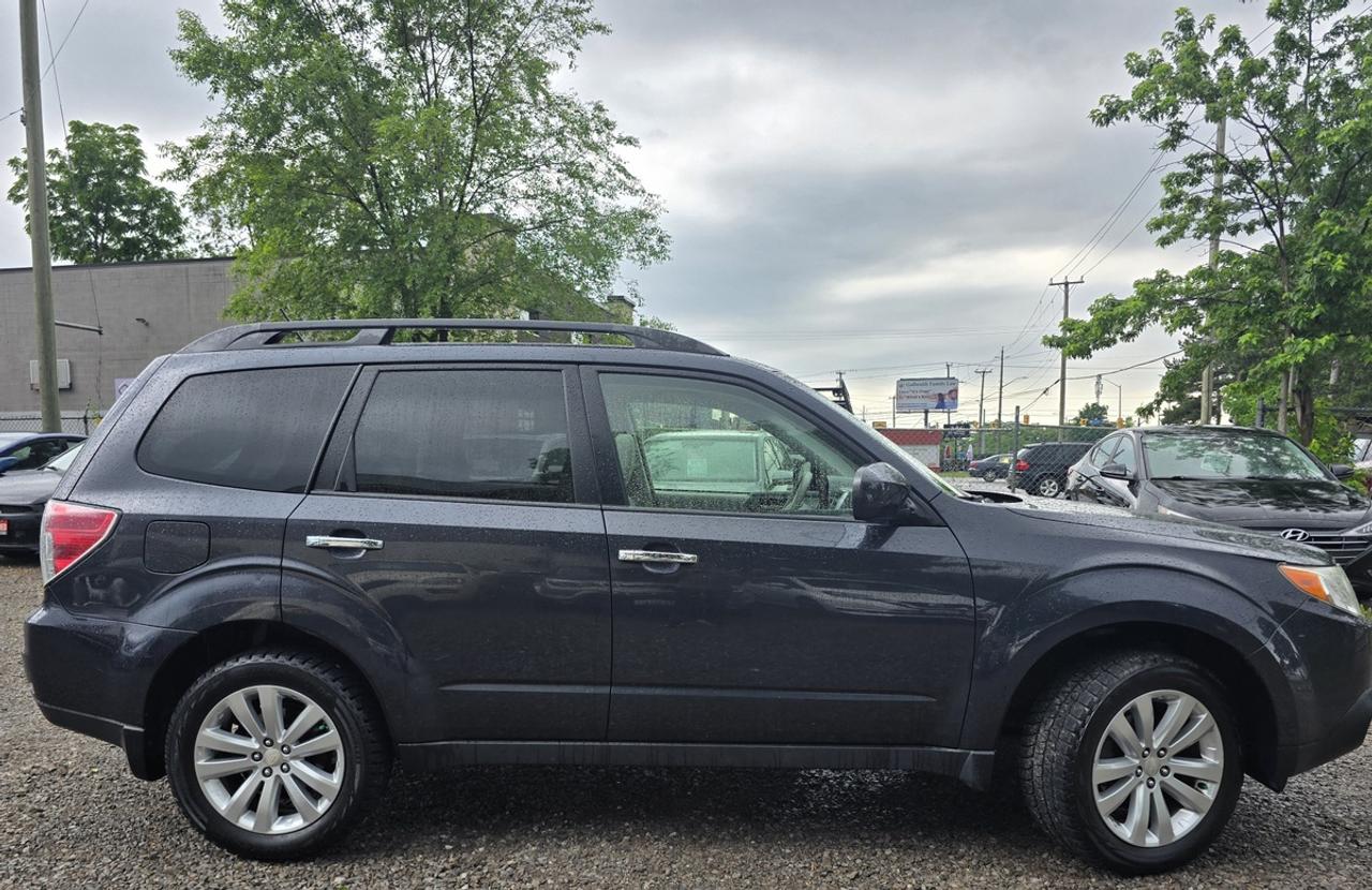 2011 Subaru Forester PREMIUM Photo