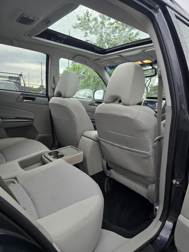 2011 Subaru Forester PREMIUM Photo