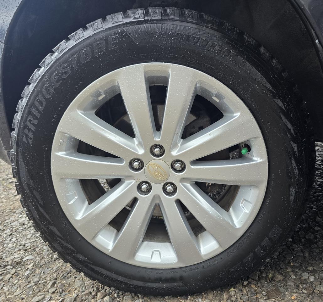 2011 Subaru Forester PREMIUM Photo