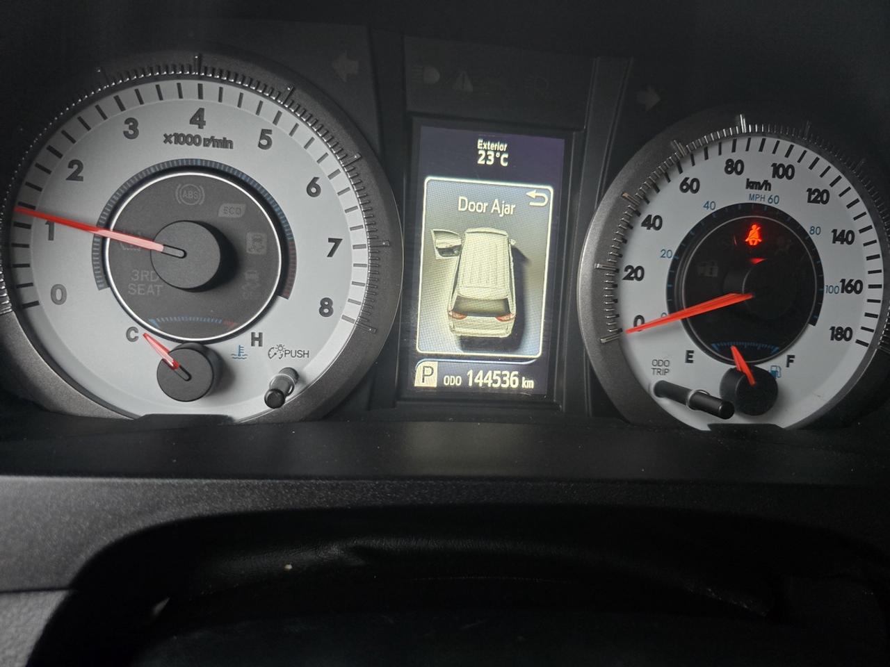 2017 Toyota Sienna SE Photo