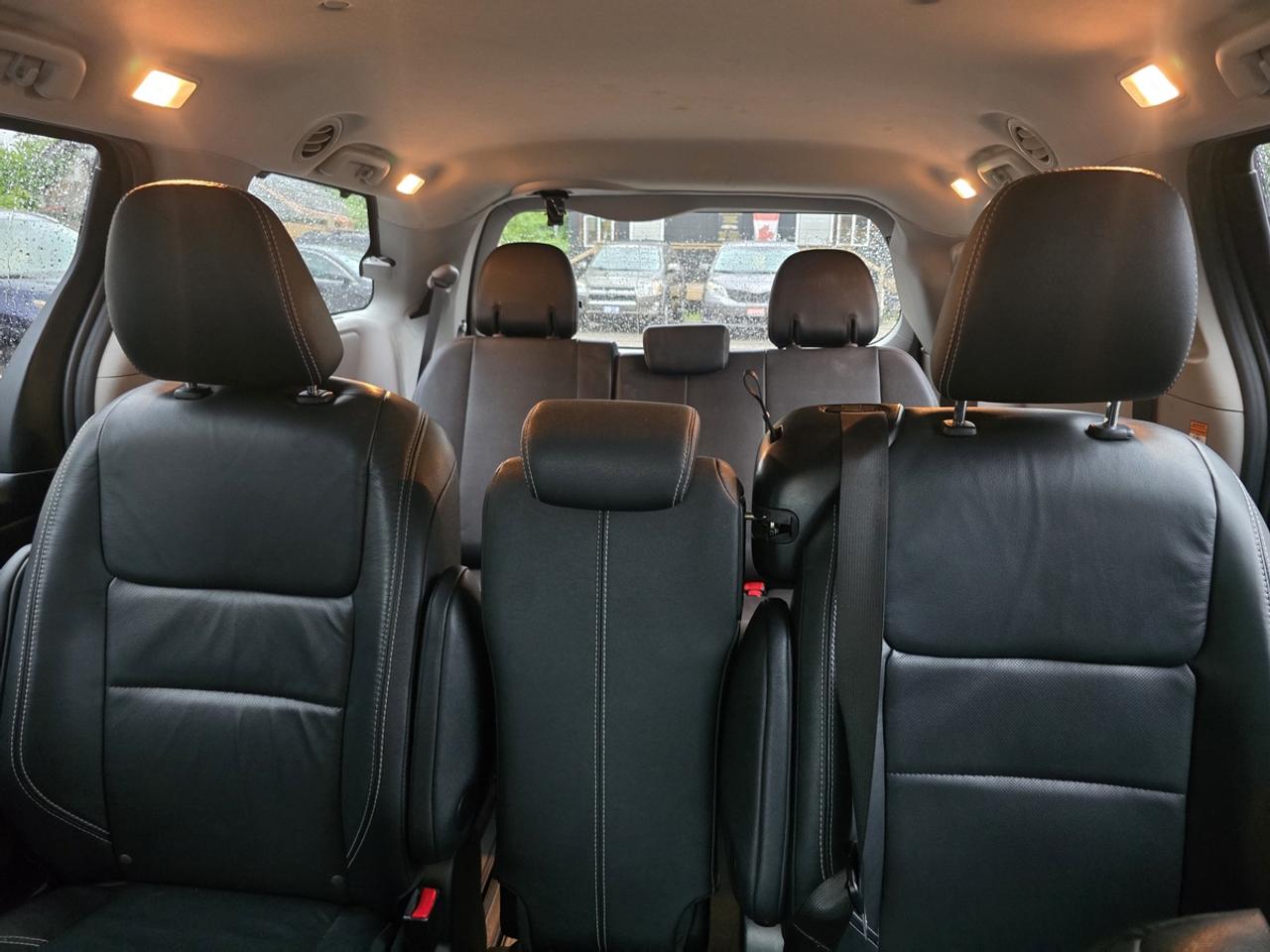 2017 Toyota Sienna SE Photo