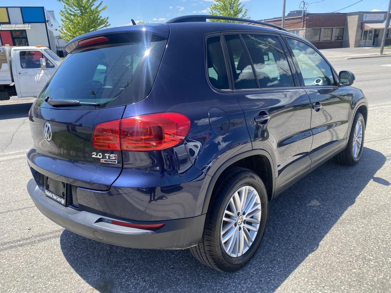 2016 Volkswagen Tiguan S Photo2