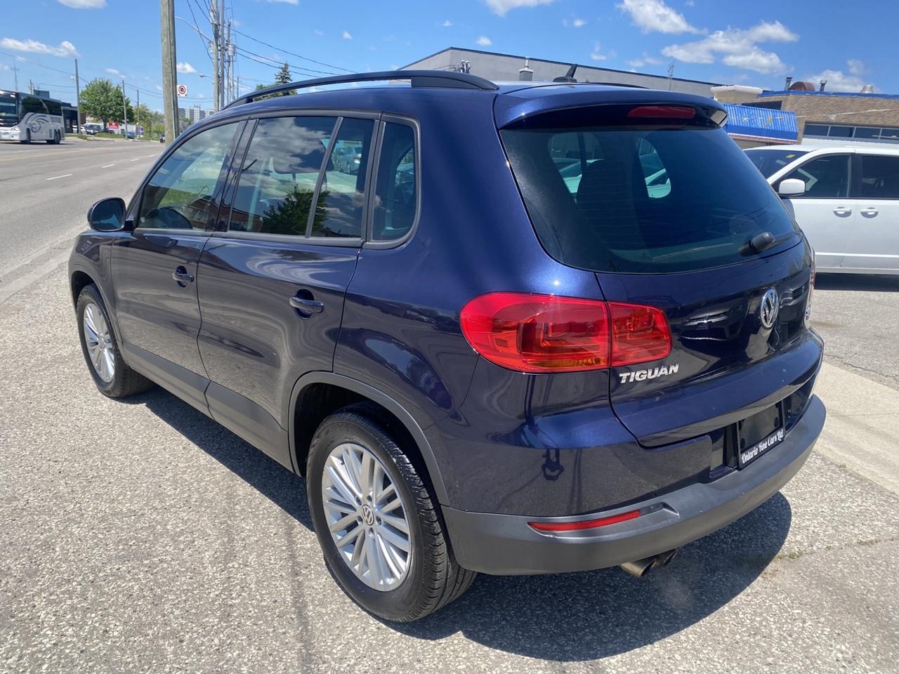 2016 Volkswagen Tiguan S Photo4