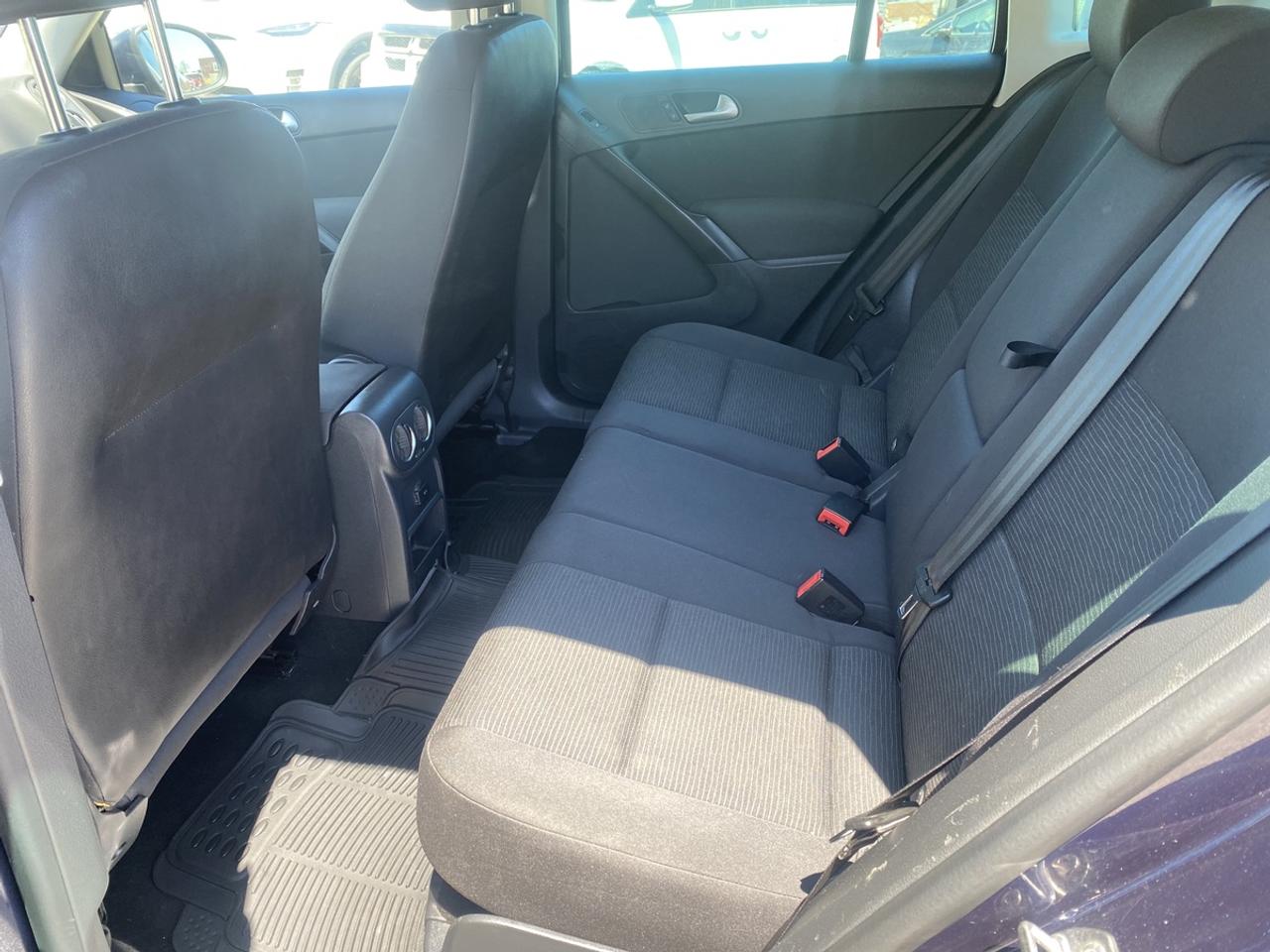 2016 Volkswagen Tiguan S Photo