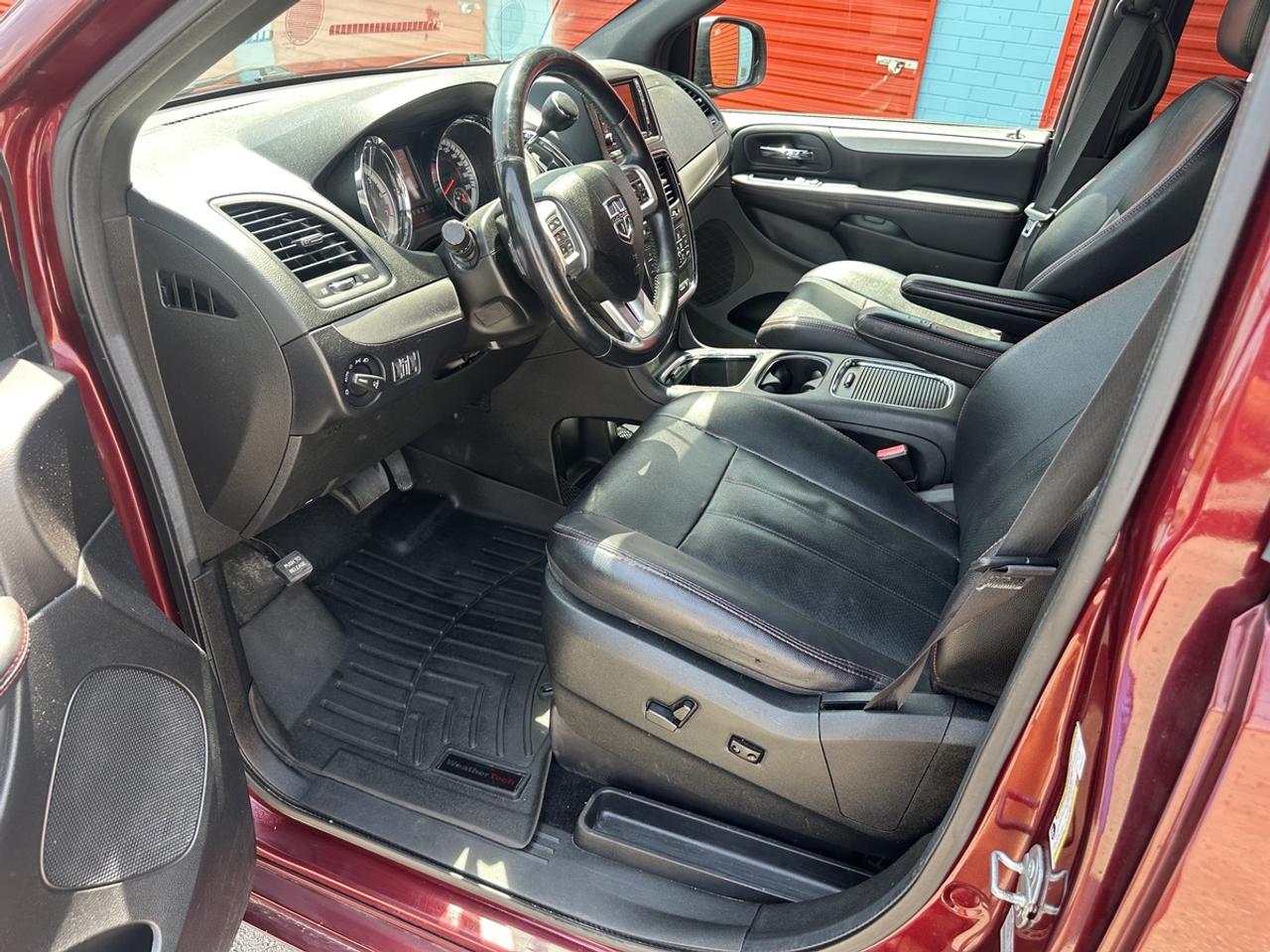 2017 Dodge Grand Caravan GT Photo