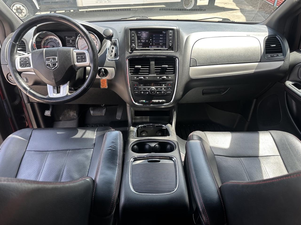 2017 Dodge Grand Caravan GT Photo