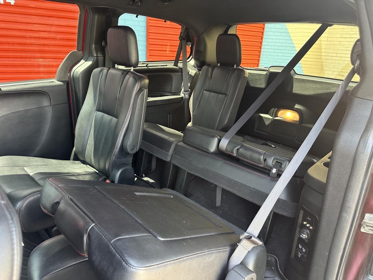 2017 Dodge Grand Caravan GT Photo