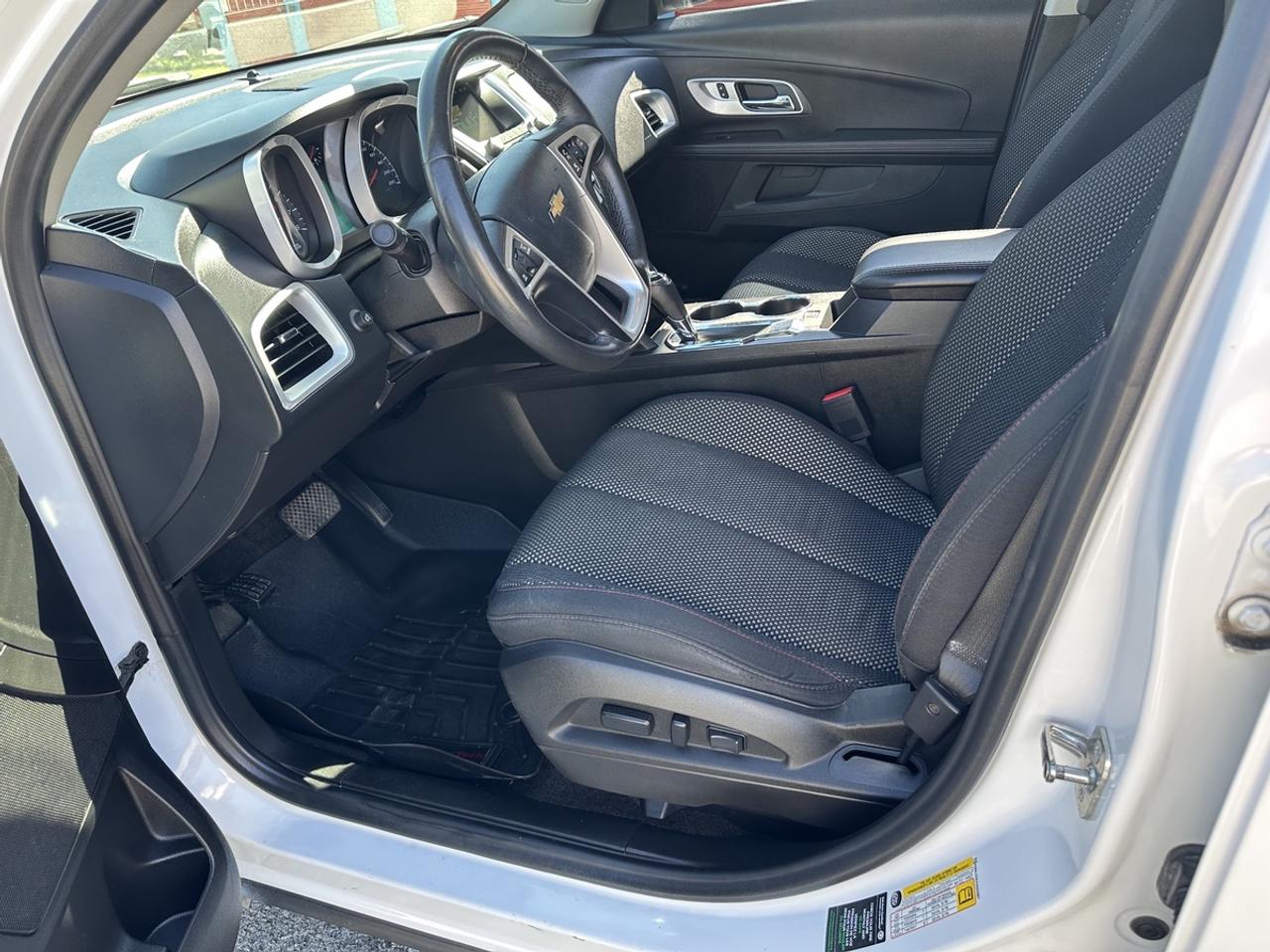 2016 Chevrolet Equinox LT Photo