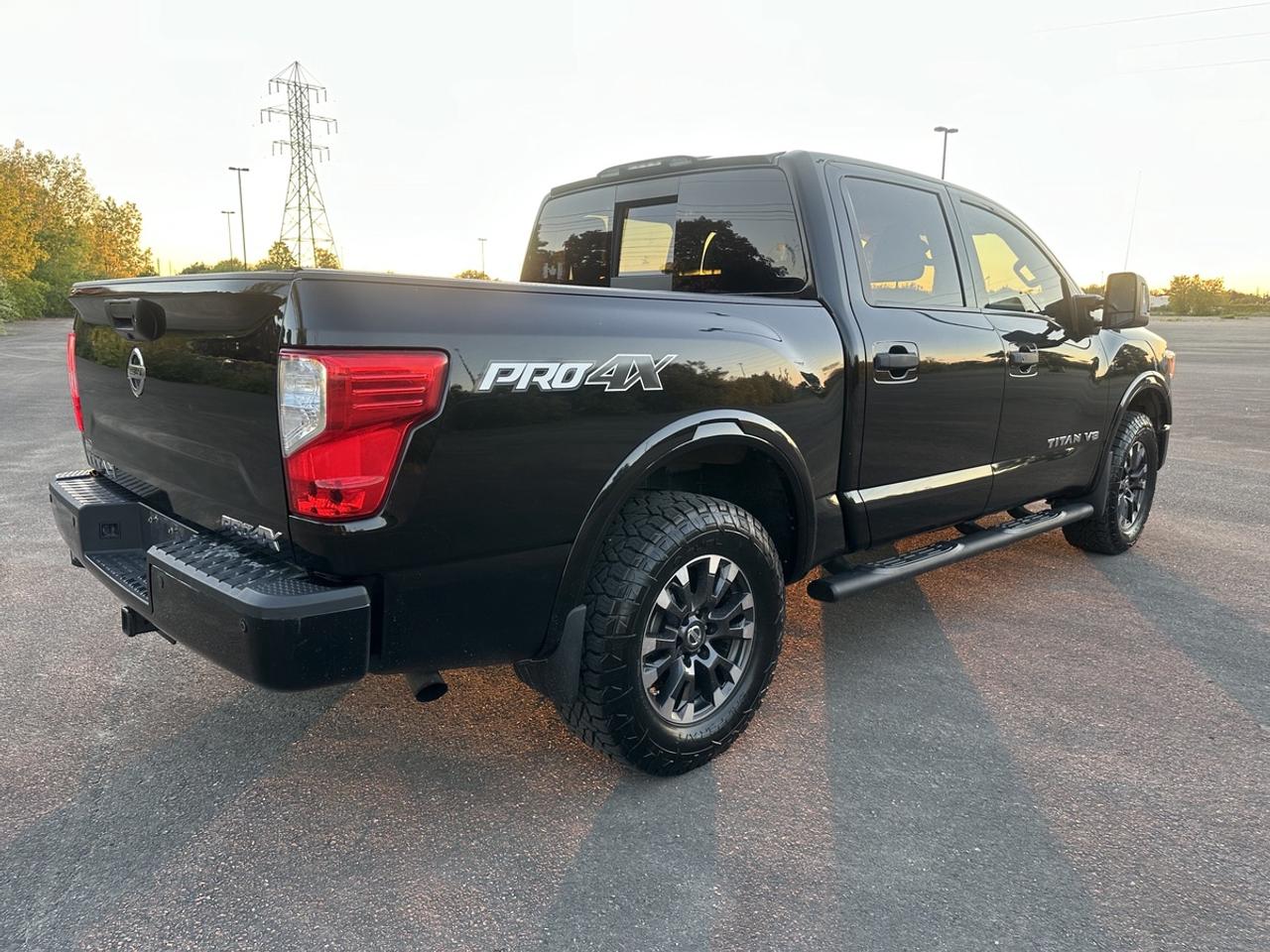 2018 Nissan Titan PRO 4X Photo