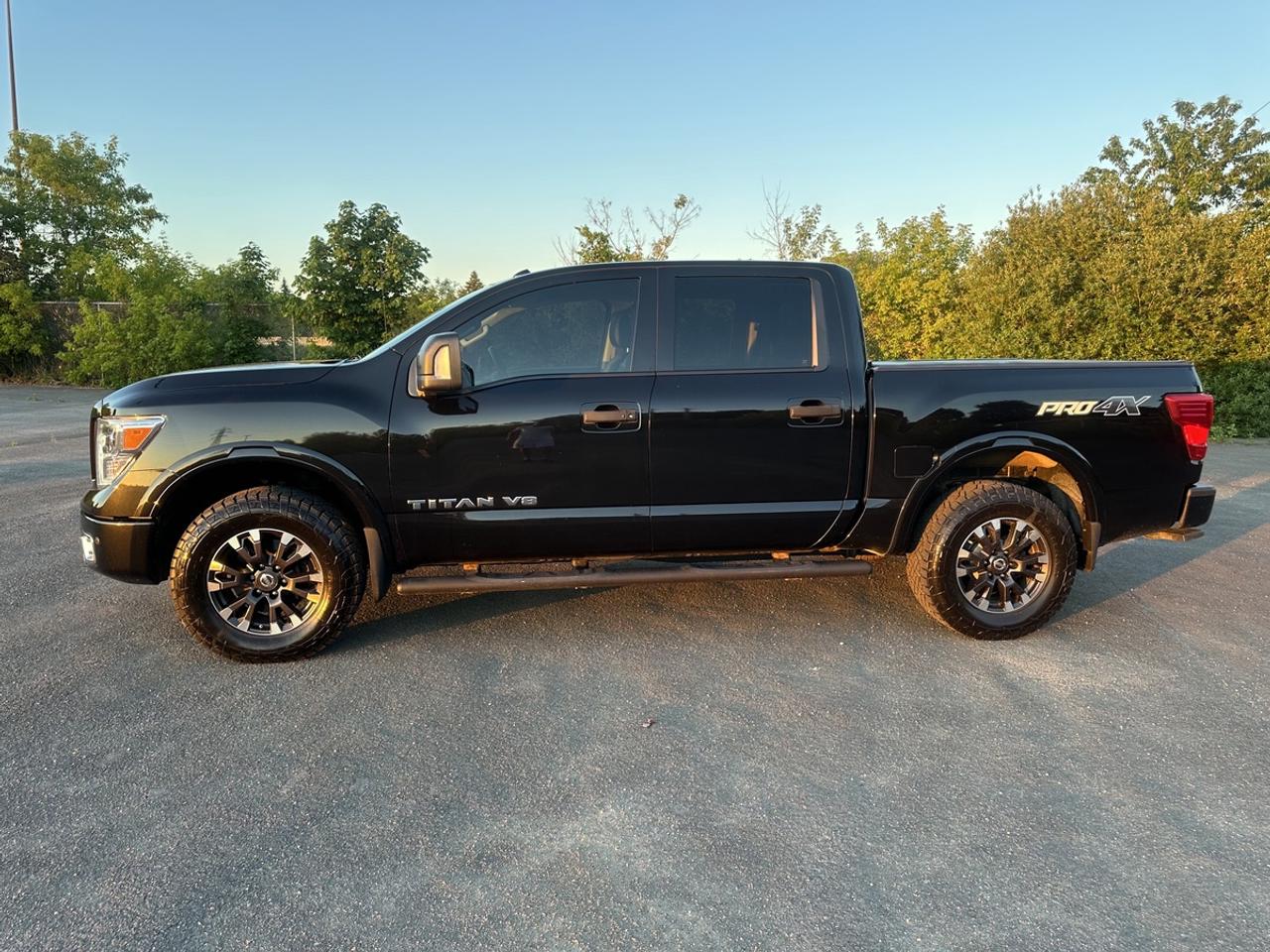 2018 Nissan Titan PRO 4X Photo