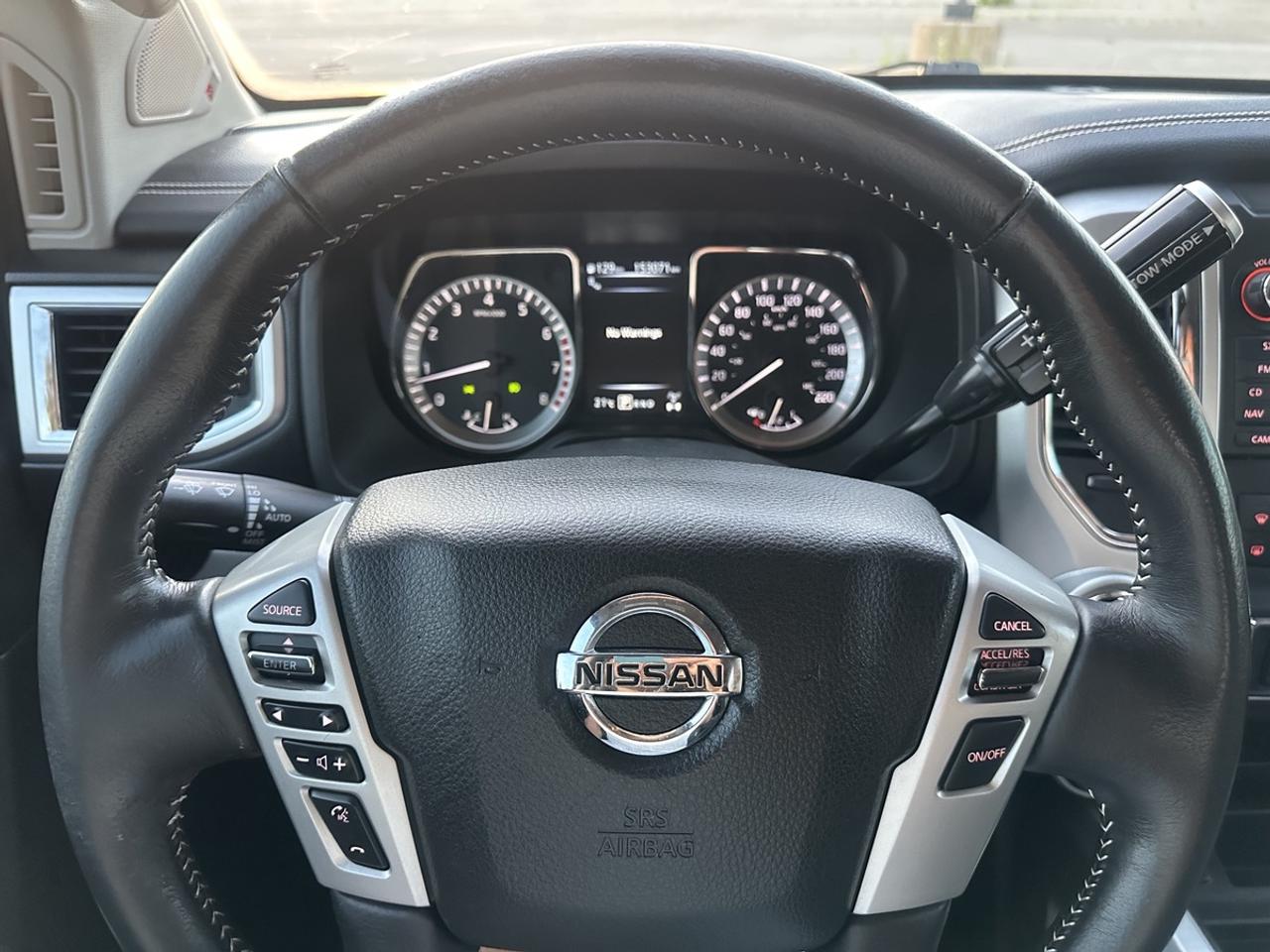 2018 Nissan Titan PRO 4X Photo