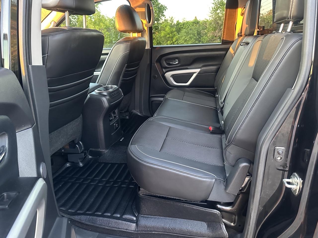 2018 Nissan Titan PRO 4X Photo