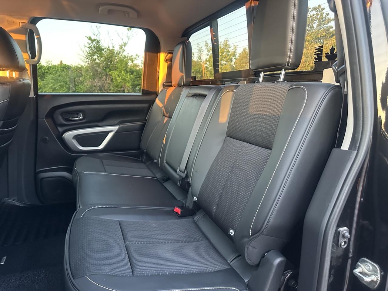 2018 Nissan Titan PRO 4X Photo