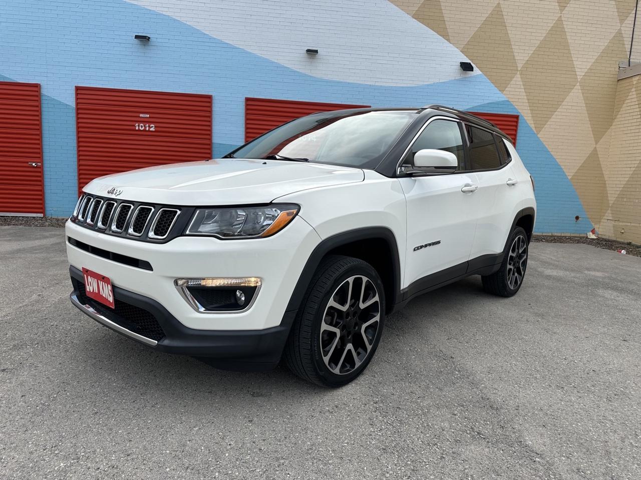 2017 Jeep Compass LIMITED Photo