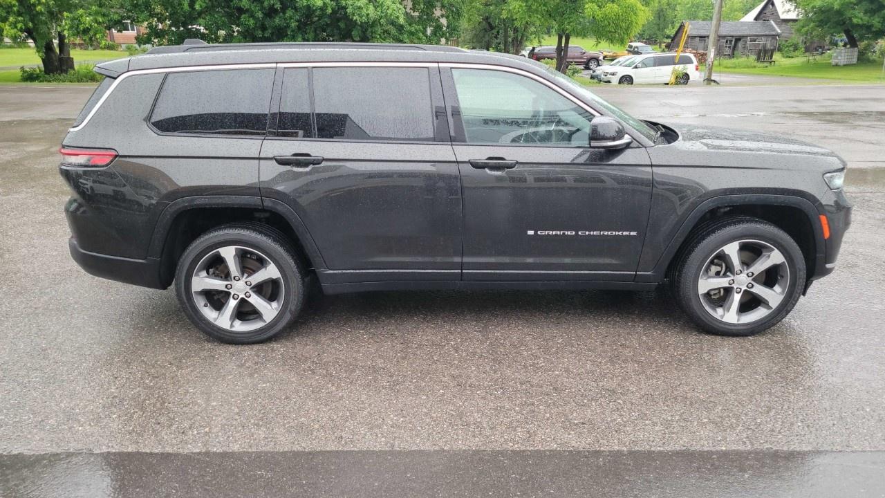 2024 Jeep Grand Cherokee L Limited 4x4 Photo