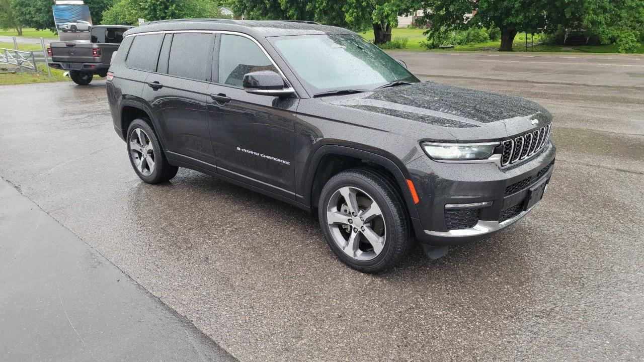 2024 Jeep Grand Cherokee L Limited 4x4 Photo