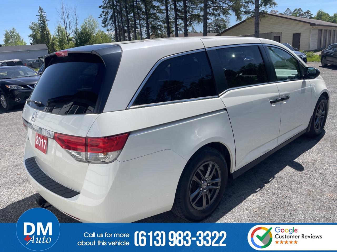2017 Honda Odyssey LX Photo