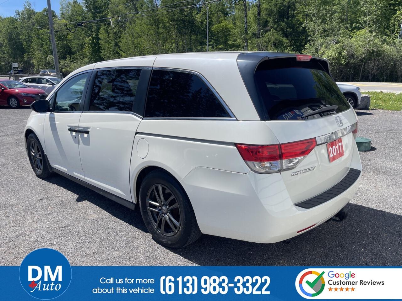2017 Honda Odyssey LX Photo