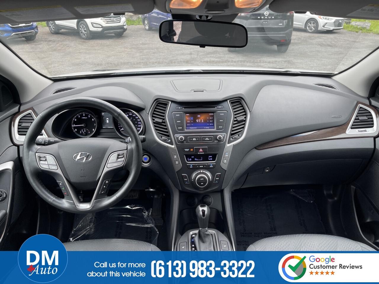 2017 Hyundai Santa Fe Premium Photo