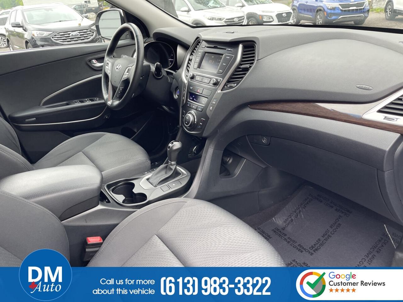 2017 Hyundai Santa Fe Premium Photo