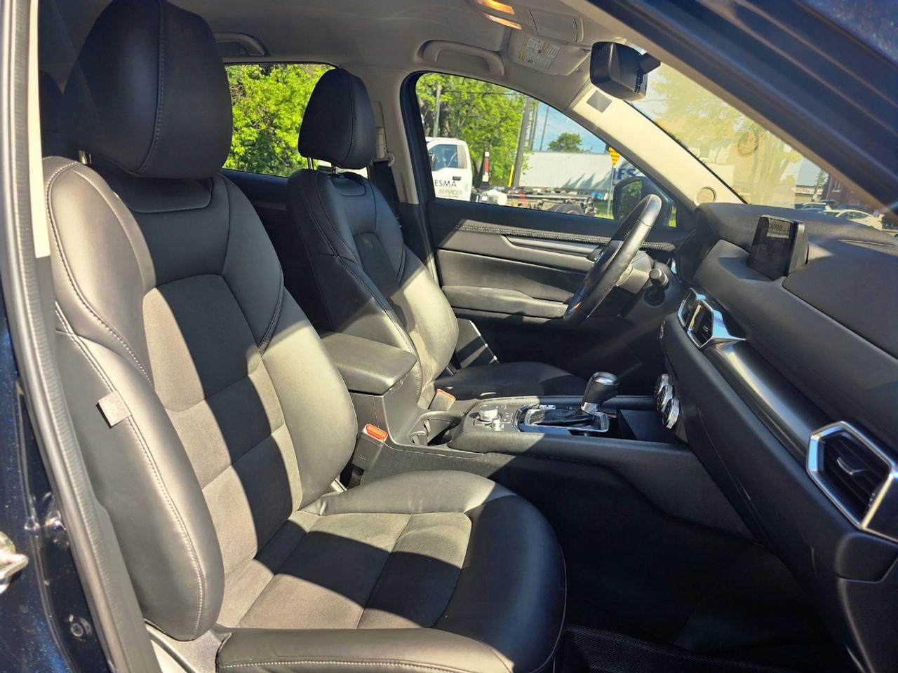 2020 Mazda CX-5 GS AWD | No Accidents! Photo