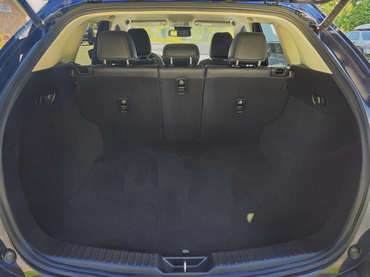 2020 Mazda CX-5 GS AWD | No Accidents! Photo