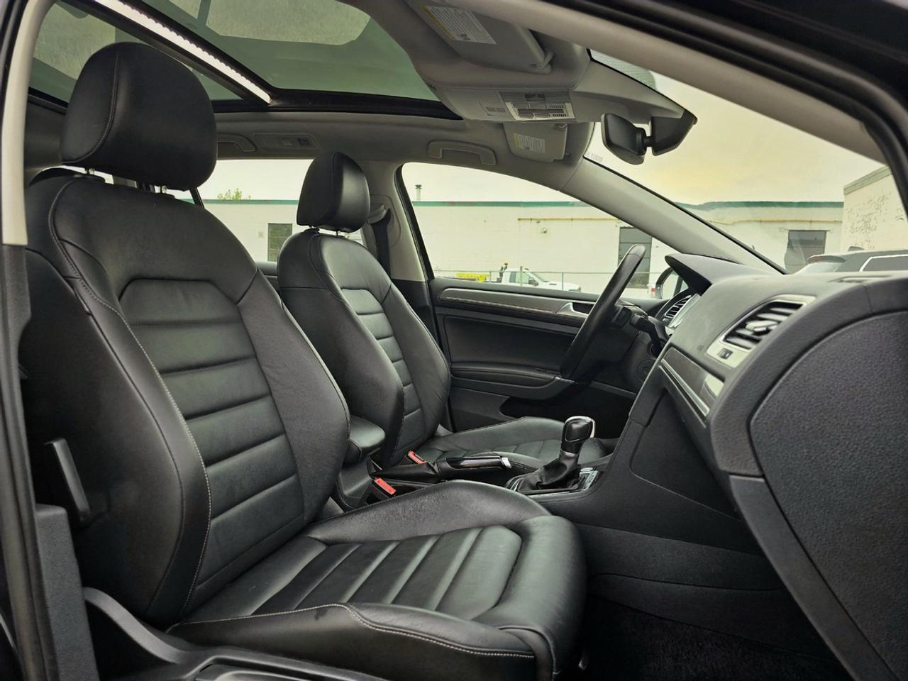 2019 Volkswagen Golf Alltrack DSG | No Accidents! Photo