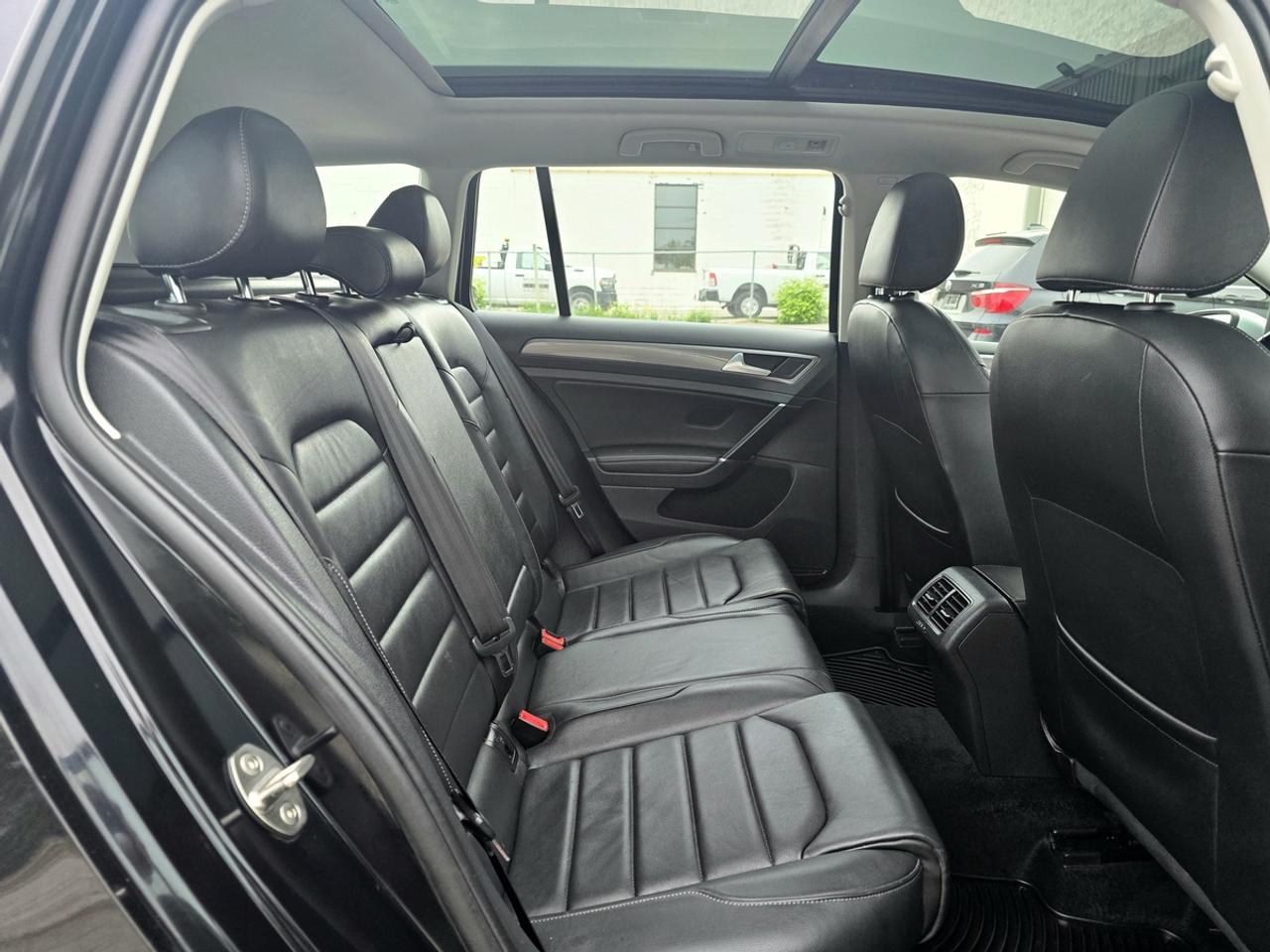2019 Volkswagen Golf Alltrack DSG | No Accidents! Photo