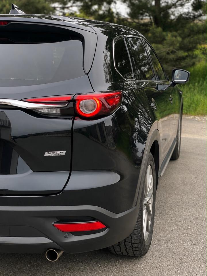 2018 Mazda CX-9 Signature | LEATHER | SUNROOF | NO ACCIDENT Photo