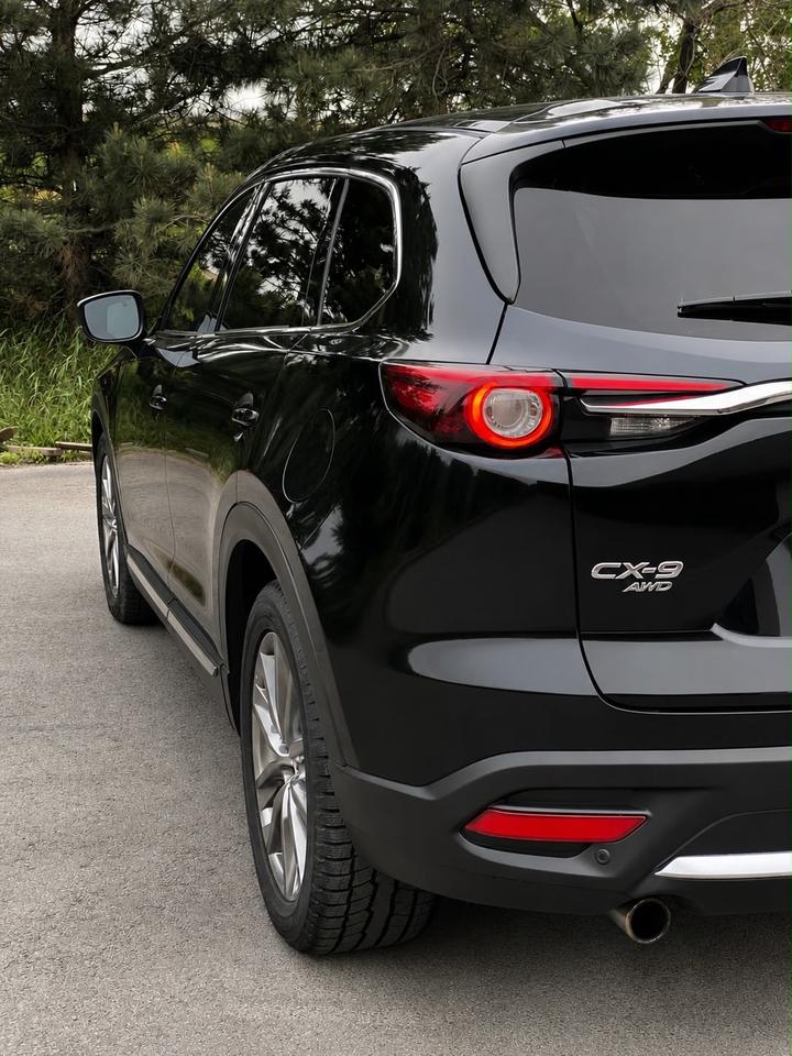 2018 Mazda CX-9 Signature | LEATHER | SUNROOF | NO ACCIDENT Photo