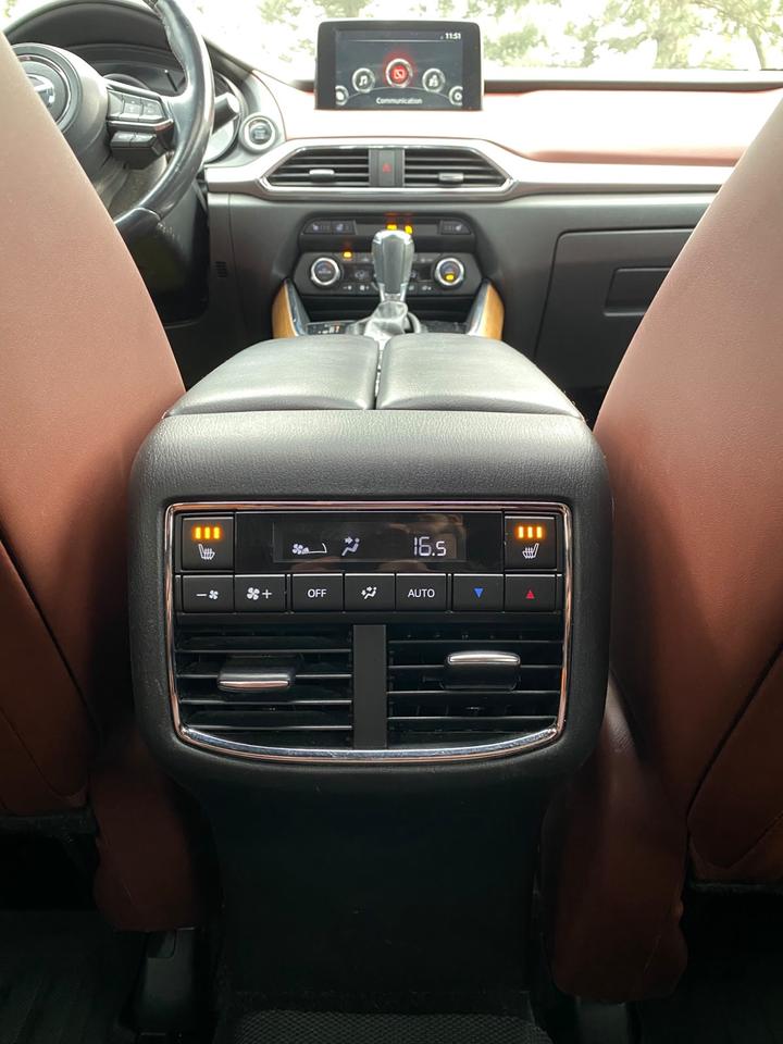 2018 Mazda CX-9 Signature | LEATHER | SUNROOF | NO ACCIDENT Photo