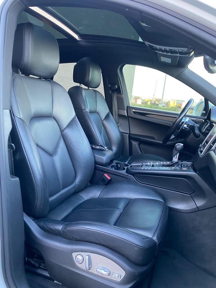 2018 Porsche Macan S ANO ACCIDENT Photo