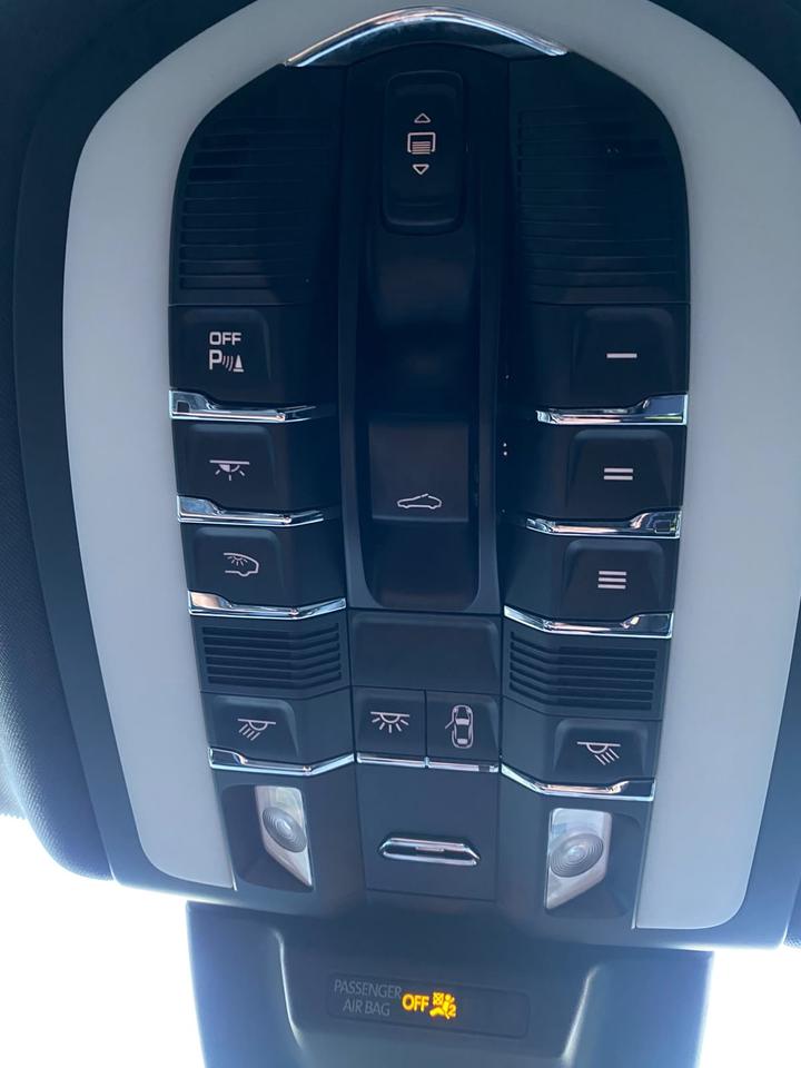2018 Porsche Macan S ANO ACCIDENT Photo
