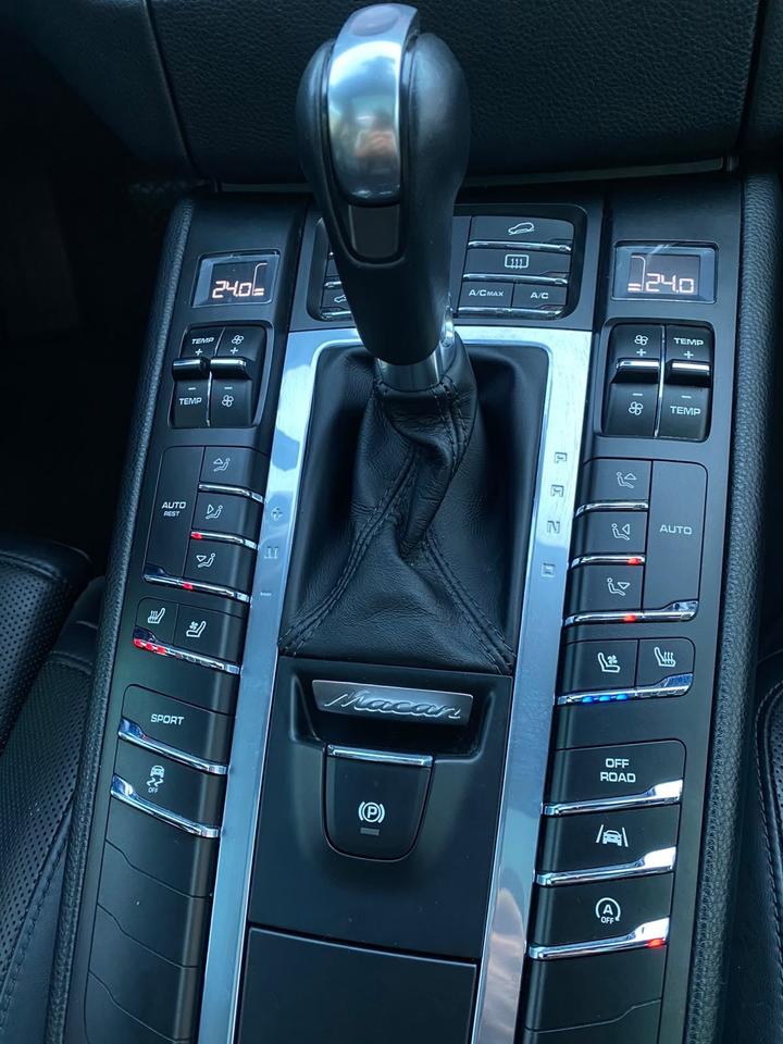 2018 Porsche Macan S ANO ACCIDENT Photo