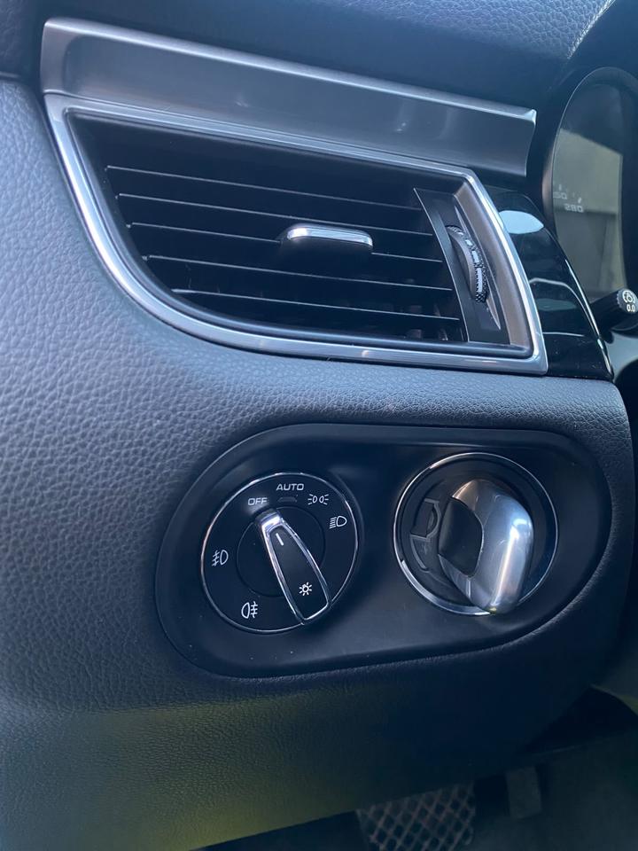 2018 Porsche Macan S ANO ACCIDENT Photo