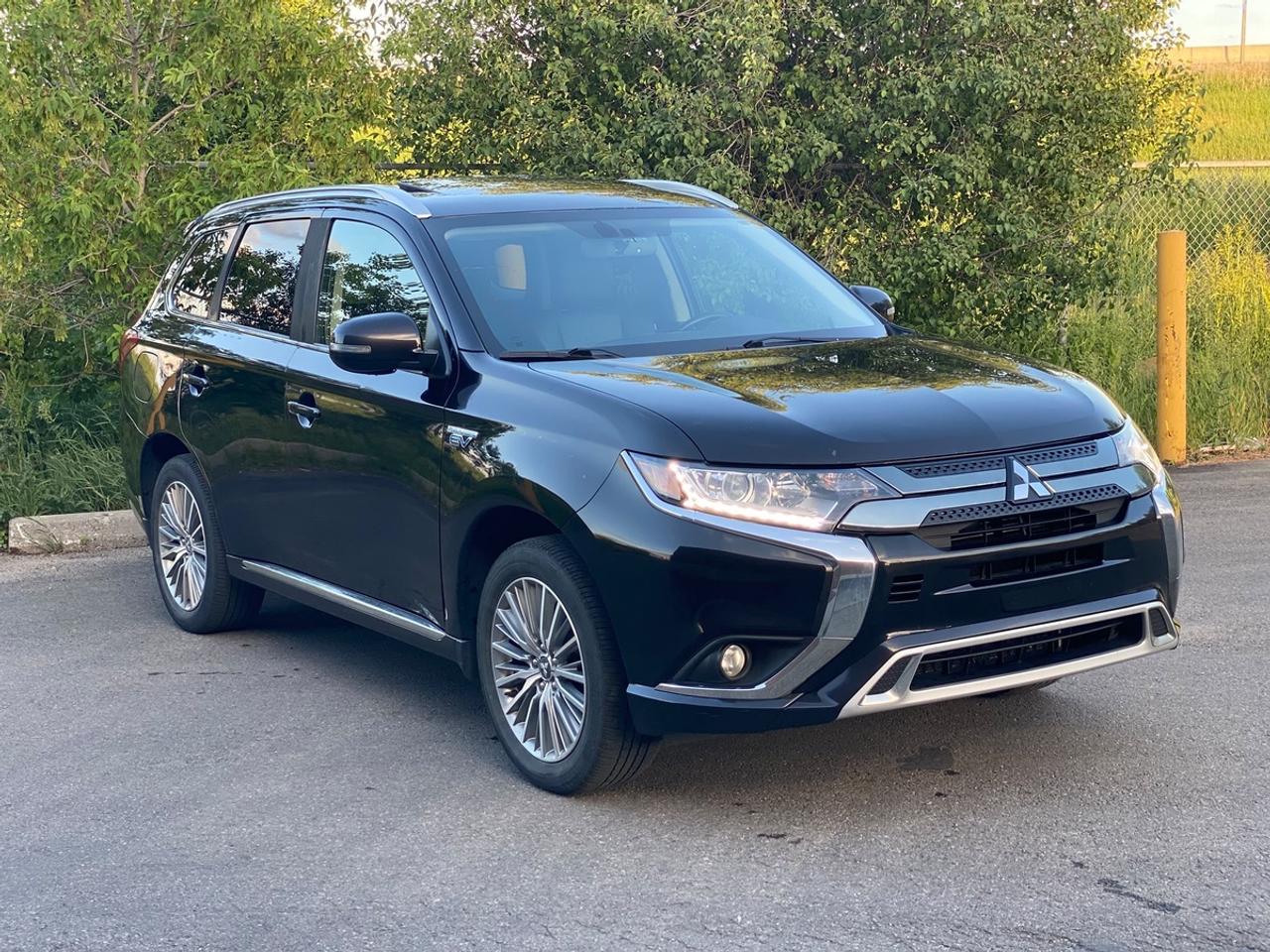 2020 Mitsubishi Outlander PHEV SEL S-AWD No Accident | One Owner | SUNROOF | Photo2