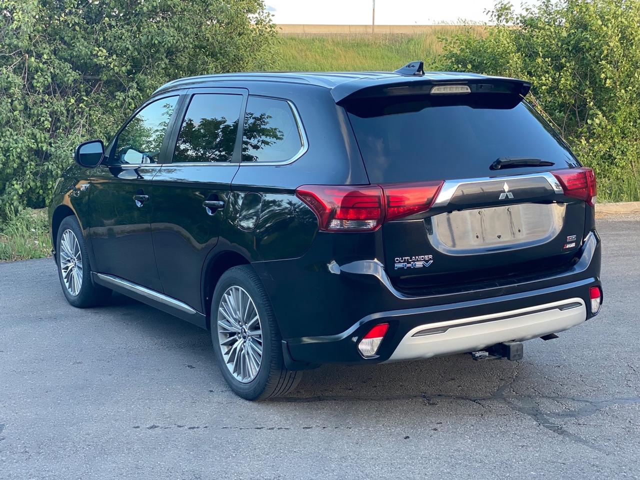2020 Mitsubishi Outlander PHEV SEL S-AWD No Accident | One Owner | SUNROOF | Photo