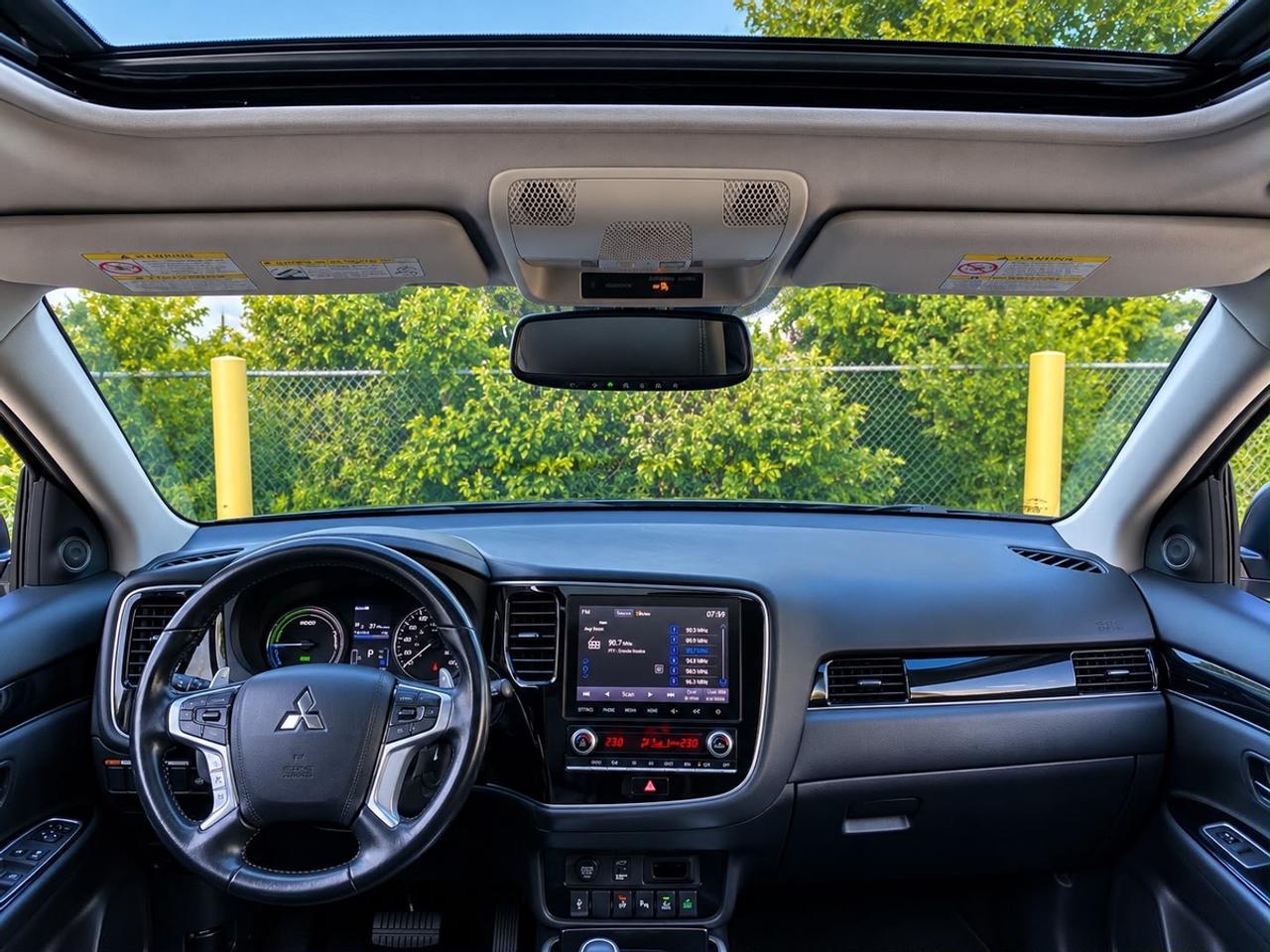 2020 Mitsubishi Outlander PHEV SEL S-AWD No Accident | One Owner | SUNROOF | Photo
