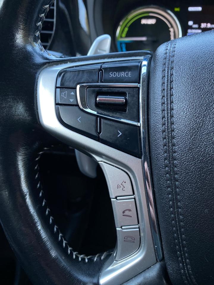 2020 Mitsubishi Outlander PHEV SEL S-AWD No Accident | One Owner | SUNROOF | Photo