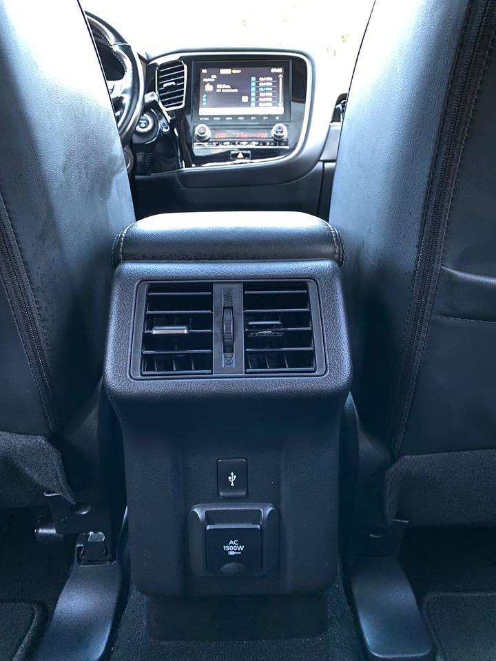 2020 Mitsubishi Outlander PHEV SEL S-AWD No Accident | One Owner | SUNROOF | Photo