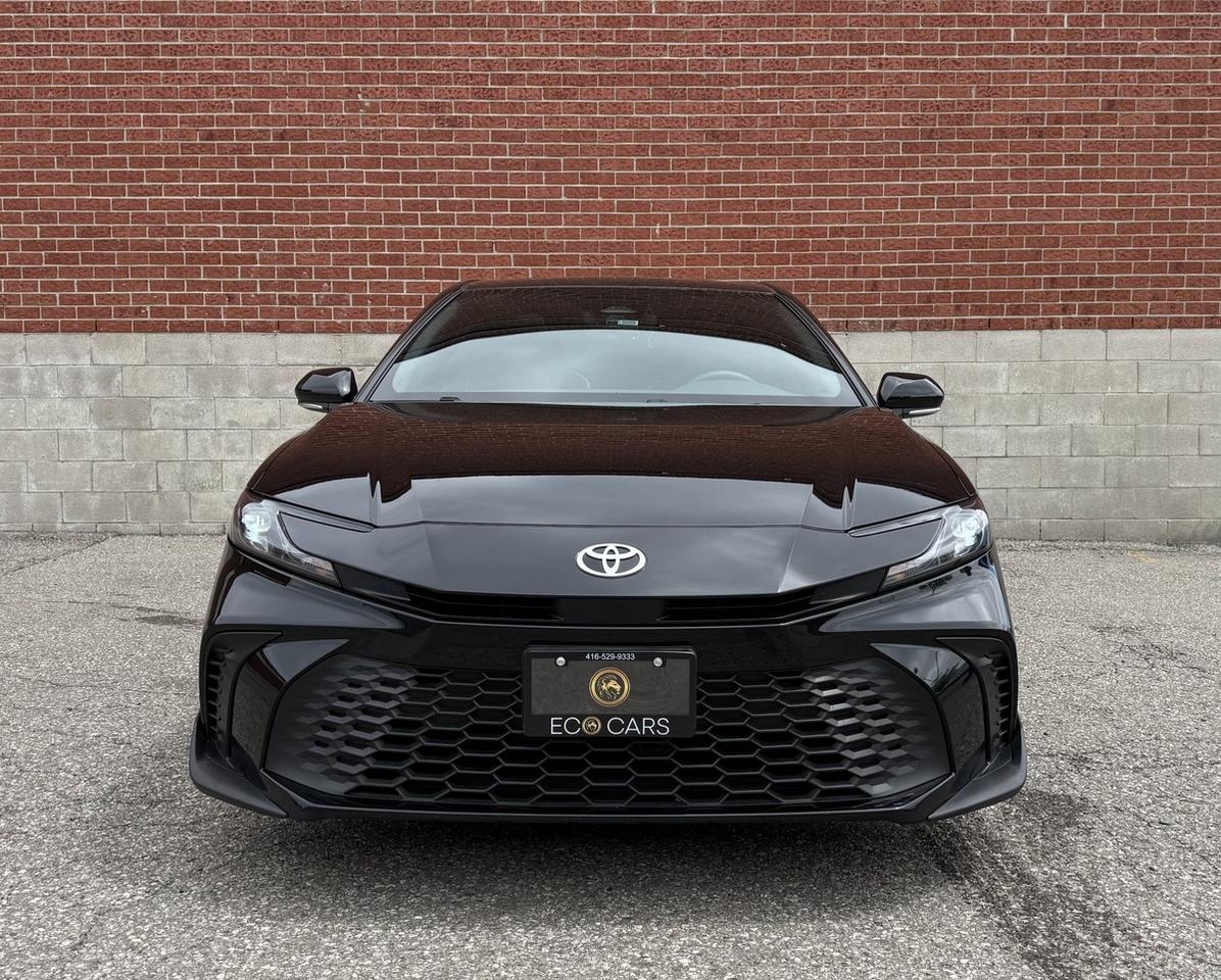 2025 Toyota Camry SE Upgrade|One Owner|Clean Carfax|Sunroof Photo