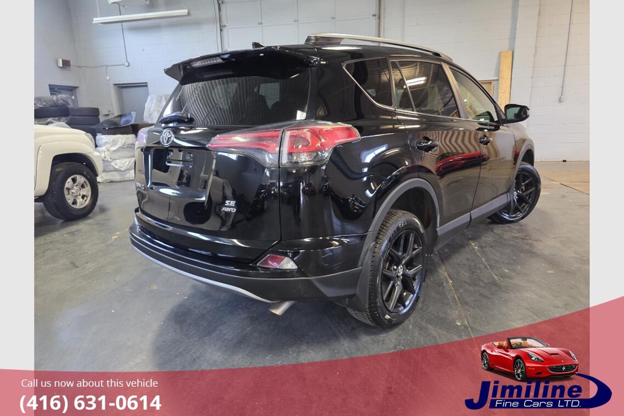 2018 Toyota RAV4 SE AWD Photo