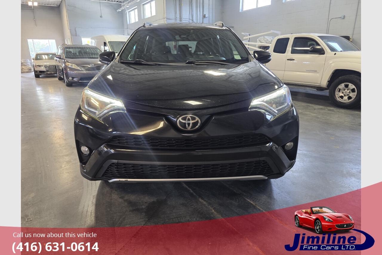 2018 Toyota RAV4 SE AWD Photo